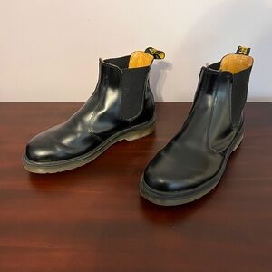Dr. Martens Air Wair Black Leather Chelsea Boots - women’s size 10, men’s size 9